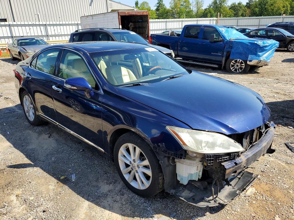 68640796 :رقم المزاد ، JTHBK1EG6B2431592 vin ، 2011 Lexus Es مزاد بيع