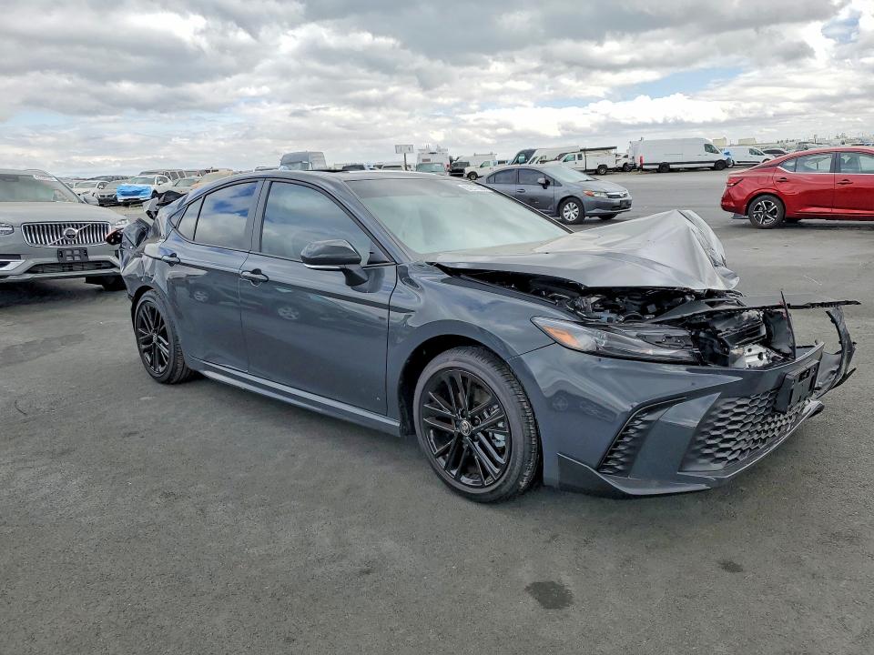 67211596 :رقم المزاد ، 4T1DAACKXTU773553 vin ، 2026 Toyota Camry مزاد بيع
