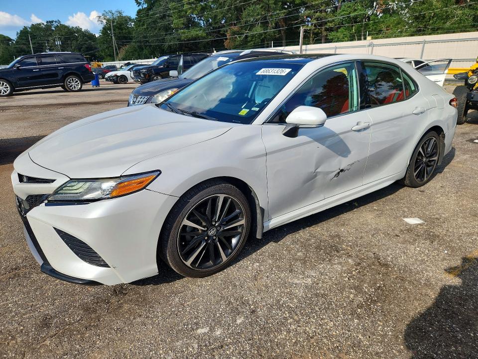 Auction sale of the 2020 Toyota Camry, vin: 4T1K61AK9LU878788, lot number: 68631326