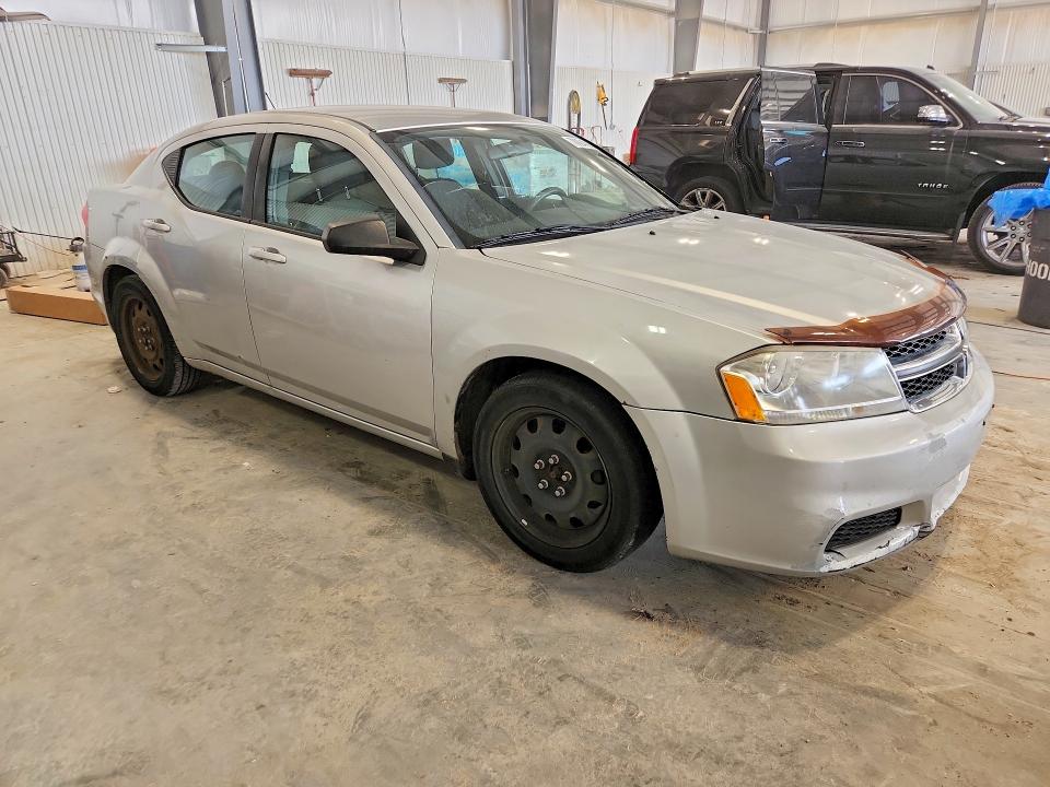 70094826 :رقم المزاد ، 1C3CDZAB7CN128270 vin ، 2012 Dodge Avenger مزاد بيع