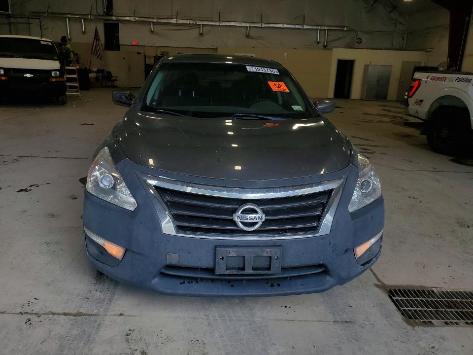 Продажа на аукционе авто 2015 Nissan Altima, vin: 1N4AL3AP9FN380479, номер лота: 71043736