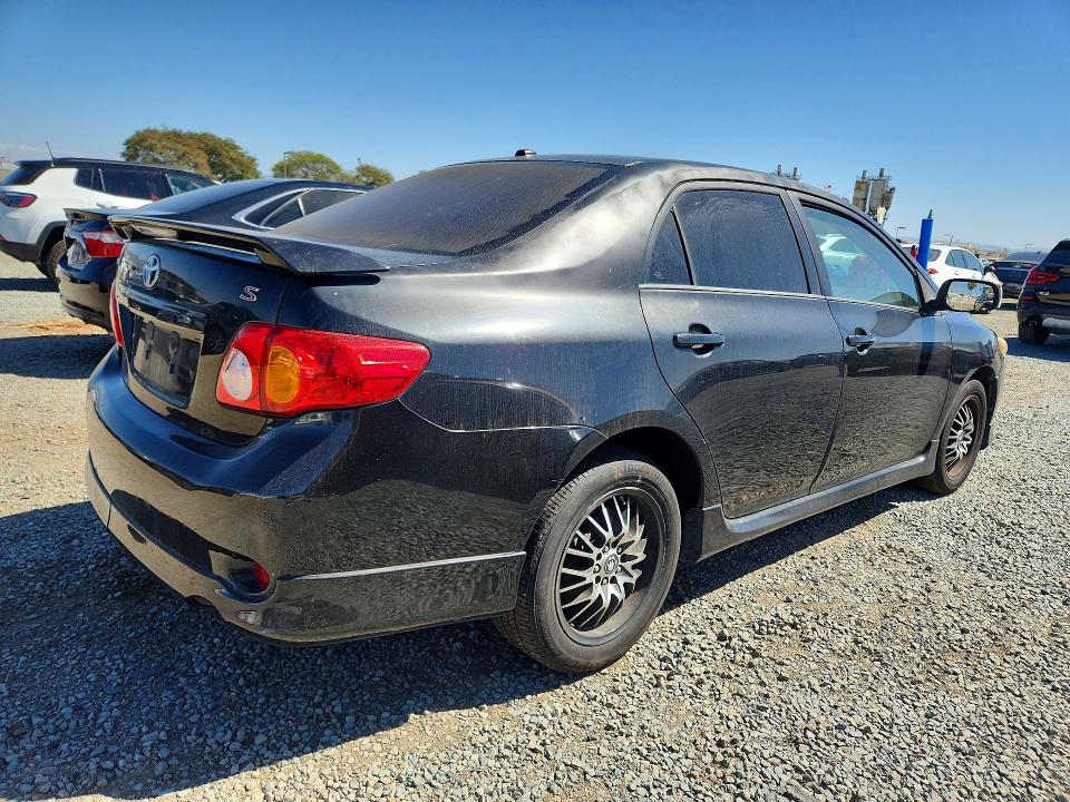 71104646 :رقم المزاد ، 2T1BU4EE7AC527226 vin ، 2010 Toyota Corolla مزاد بيع