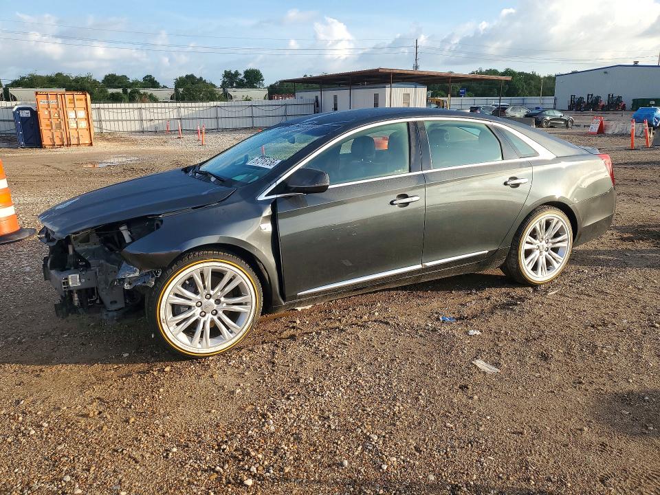 67316156 :رقم المزاد ، 2G61M5S33J9172773 vin ، 2018 Cadillac Xts مزاد بيع