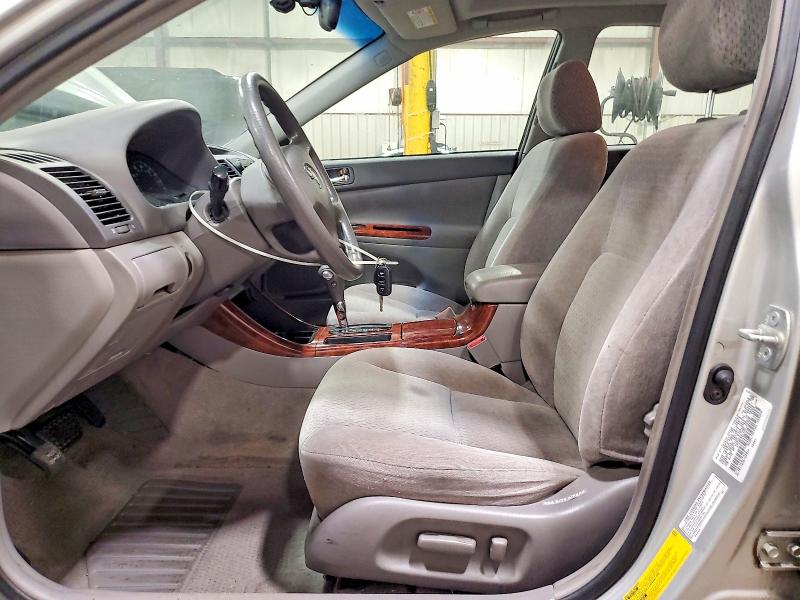 2003 Toyota Camry მანქანა იყიდება აუქციონზე, vin: 4T1BE30KX3U152308, აუქციონის ნომერი: 69915786