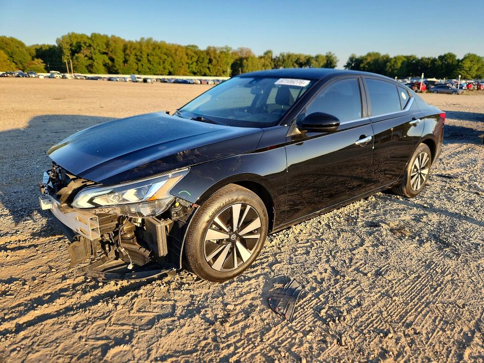 67106276 :رقم المزاد ، 1N4BL4DWXNN353609 vin ، 2022 Nissan Altima مزاد بيع