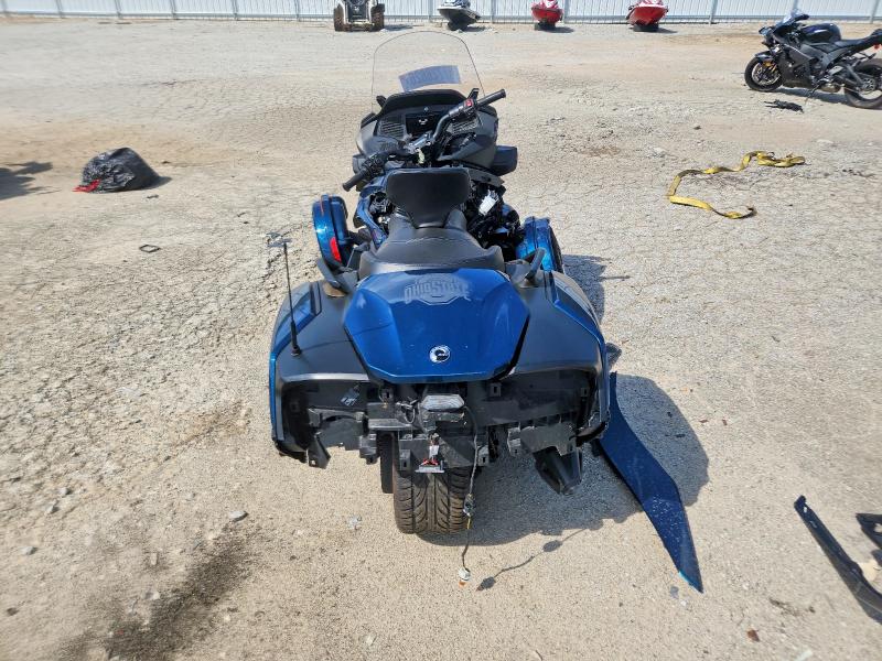 67728826 :رقم المزاد ، 2BXNBDD27MV003547 vin ، 2021 Can-am Spyder Roadster مزاد بيع