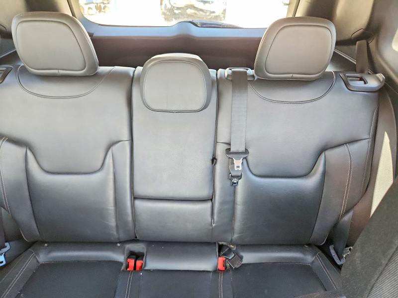 68516186 :رقم المزاد ، ZACCJBDT4GPD05239 vin ، 2016 Jeep Renegade مزاد بيع