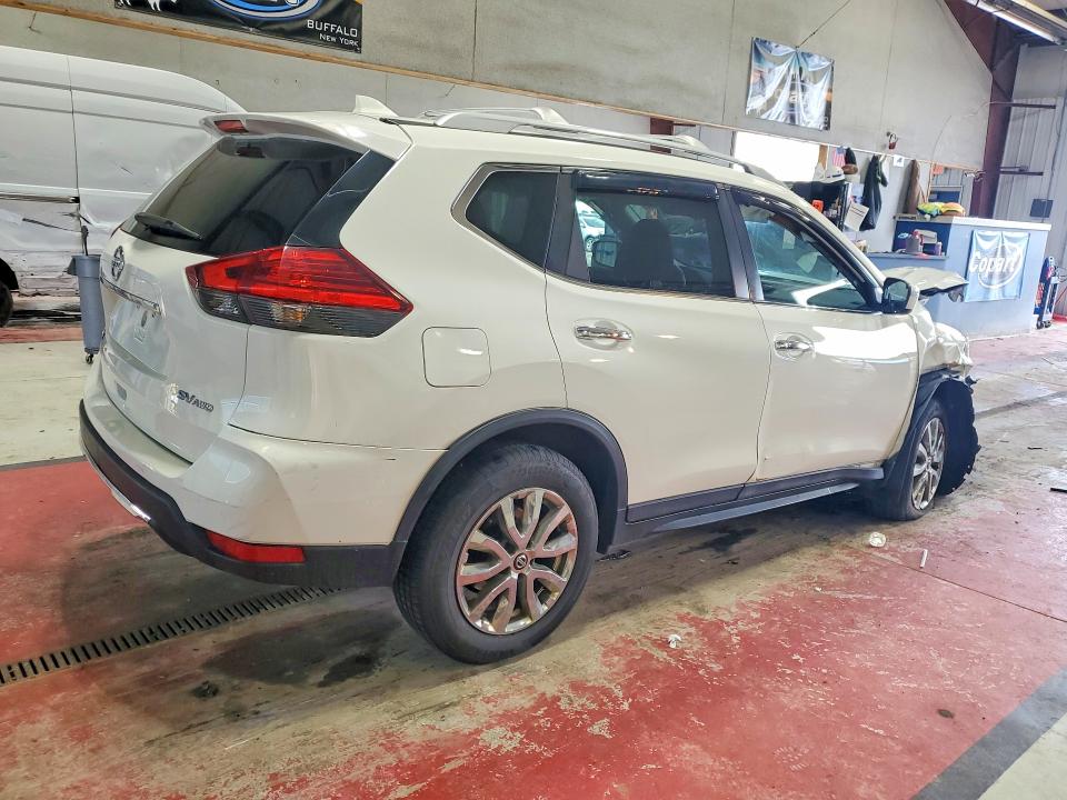 Продаж на аукціоні авто 2017 Nissan Rogue, vin: 5N1AT2MV2HC813567, номер лоту: 66595266