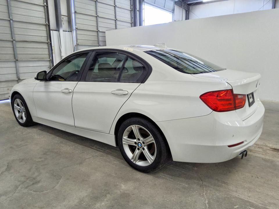 62726736 :رقم المزاد ، WBA3A5G51ENP30726 vin ، 2014 Bmw 328 مزاد بيع