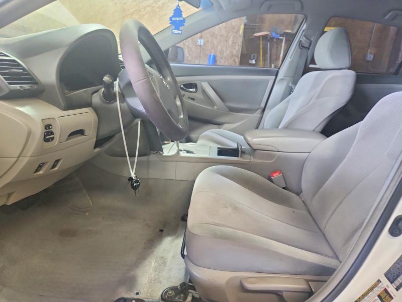 68871716 :رقم المزاد ، 4T4BF3EKXAR077022 vin ، 2010 Toyota Camry مزاد بيع