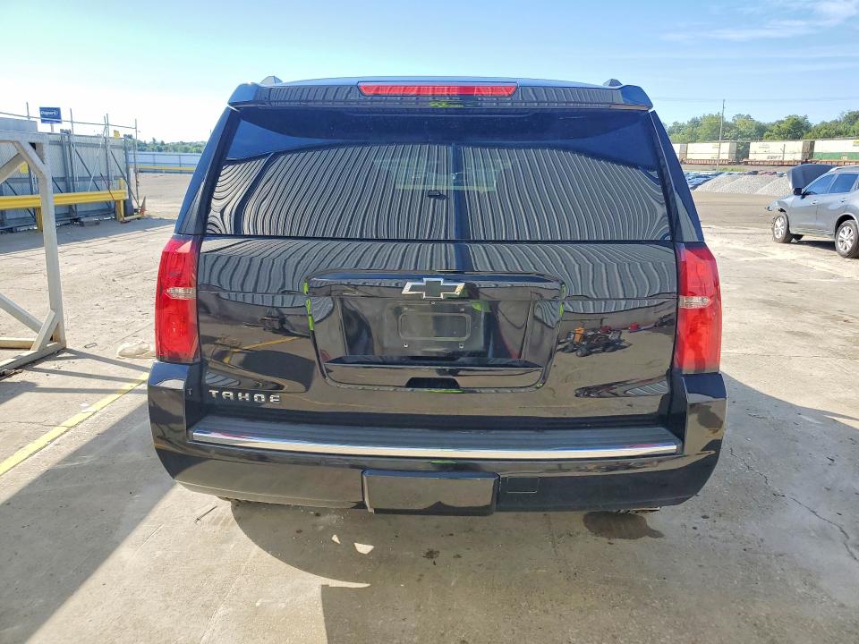 68278116 :رقم المزاد ، 1GNSKCKC0FR106391 vin ، 2015 Chevrolet Tahoe مزاد بيع