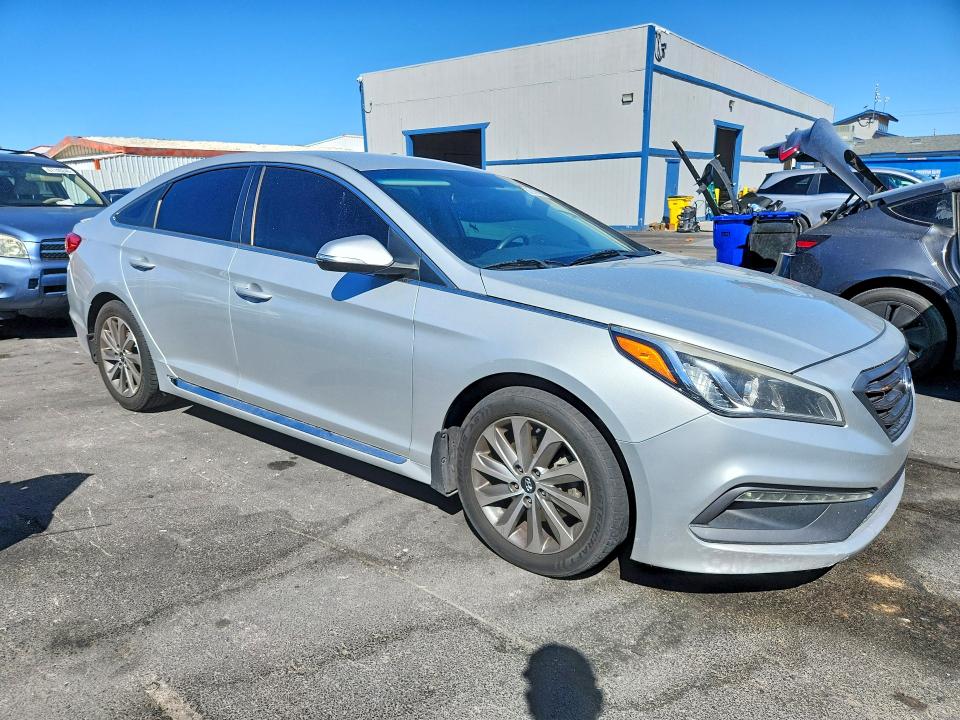 67216566 :رقم المزاد ، 5NPE34AF0GH339488 vin ، 2016 Hyundai Sonata مزاد بيع