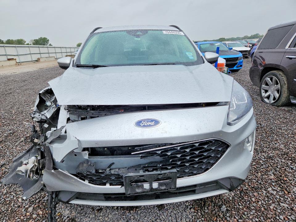 2020 Ford Escape მანქანა იყიდება აუქციონზე, vin: 1FMCU9H67LUB13807, აუქციონის ნომერი: 70446556