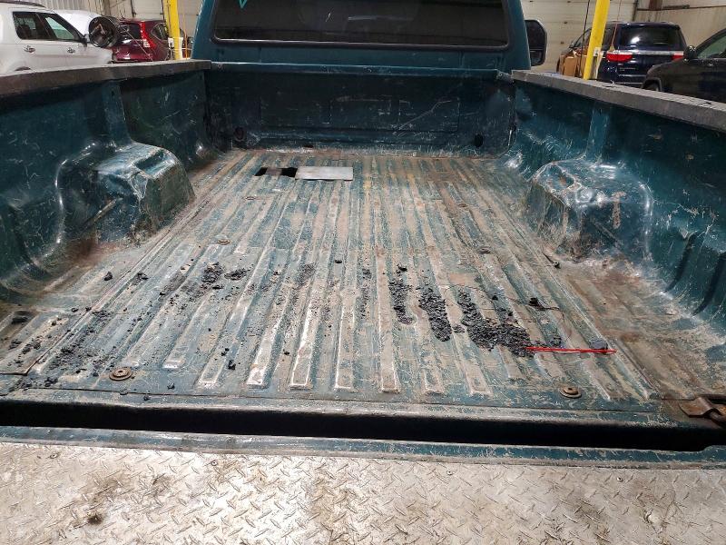 69852826 :رقم المزاد ، 1FTSF20P15EC42130 vin ، 2005 Ford F250 مزاد بيع