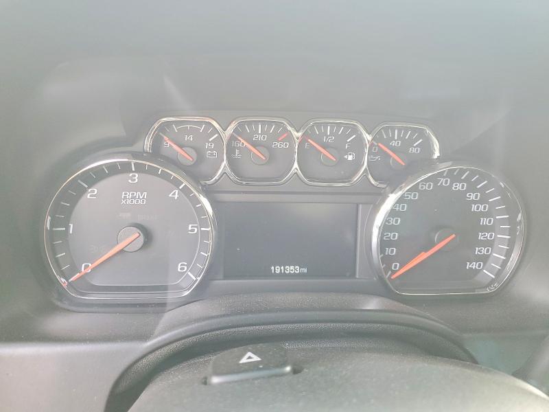 70554776 :رقم المزاد ، 1GNSKJKC7FR147203 vin ، 2015 Chevrolet Suburban مزاد بيع