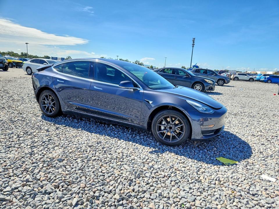 68812486 :رقم المزاد ، 5YJ3E1EA9KF190312 vin ، 2019 Tesla Model 3 مزاد بيع