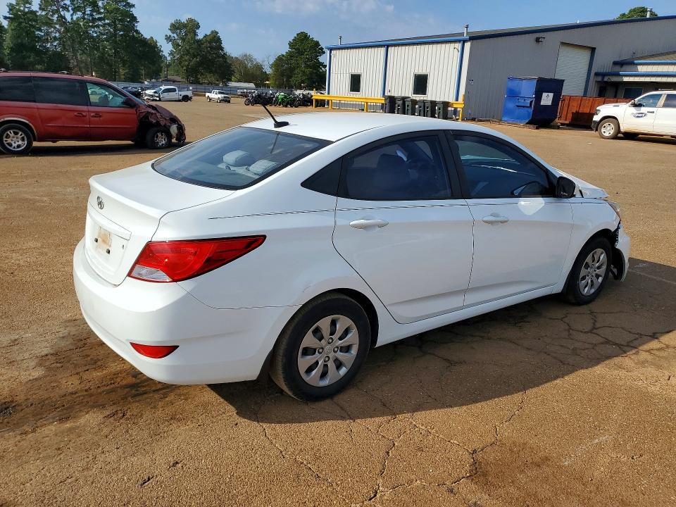 2016 Hyundai Accent მანქანა იყიდება აუქციონზე, vin: KMHCT4AE2GU074380, აუქციონის ნომერი: 69823786