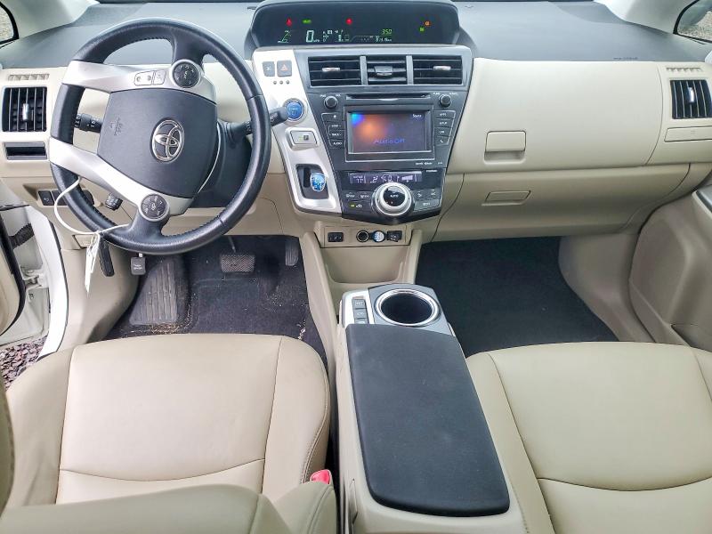 68252246 :رقم المزاد ، JTDZN3EU7D3191233 vin ، 2013 Toyota Prius V مزاد بيع