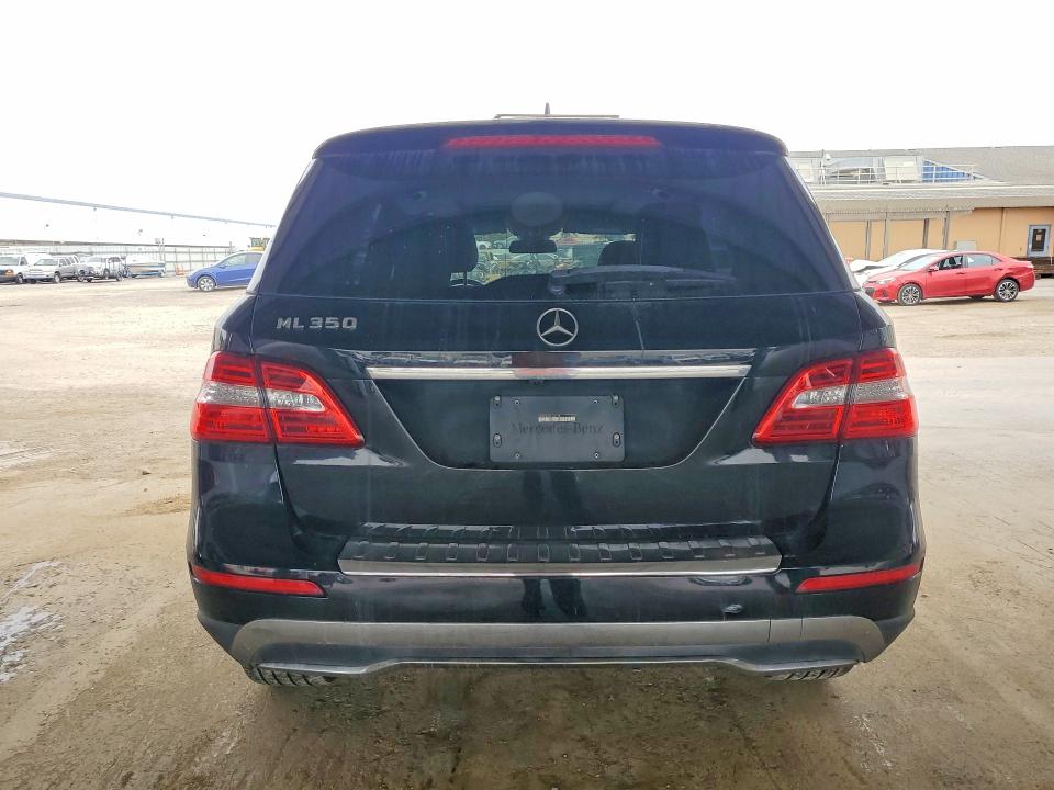 67183006 :رقم المزاد ، 4JGDA5JB4FA607481 vin ، 2015 Mercedes-benz Ml مزاد بيع
