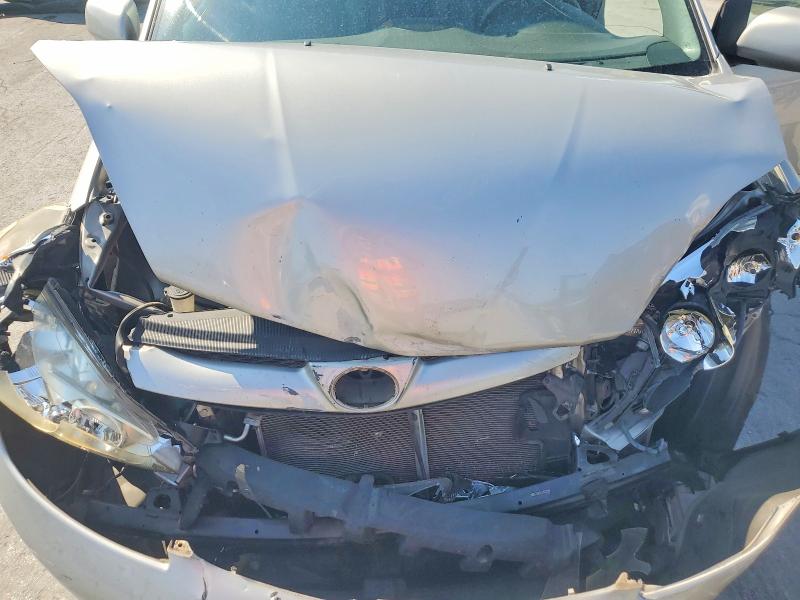 2010 Toyota Sienna მანქანა იყიდება აუქციონზე, vin: 5TDYK4CC4AS339188, აუქციონის ნომერი: 68225226