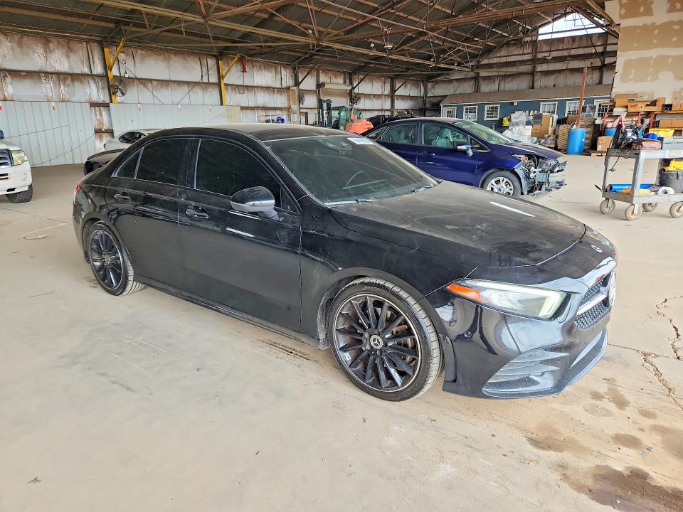 69438696 :رقم المزاد ، WDD3G4EB0KW027179 vin ، 2019 Mercedes-benz A مزاد بيع