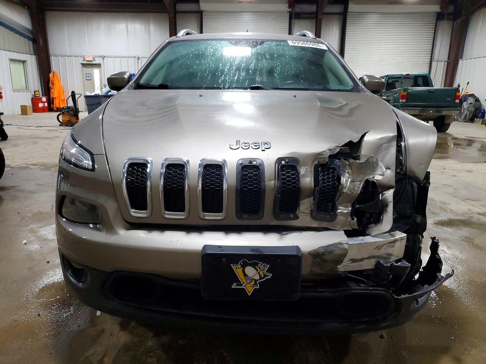Продажа на аукционе авто 2017 Jeep Cherokee, vin: 1C4PJMCS6HW569623, номер лота: 69586986