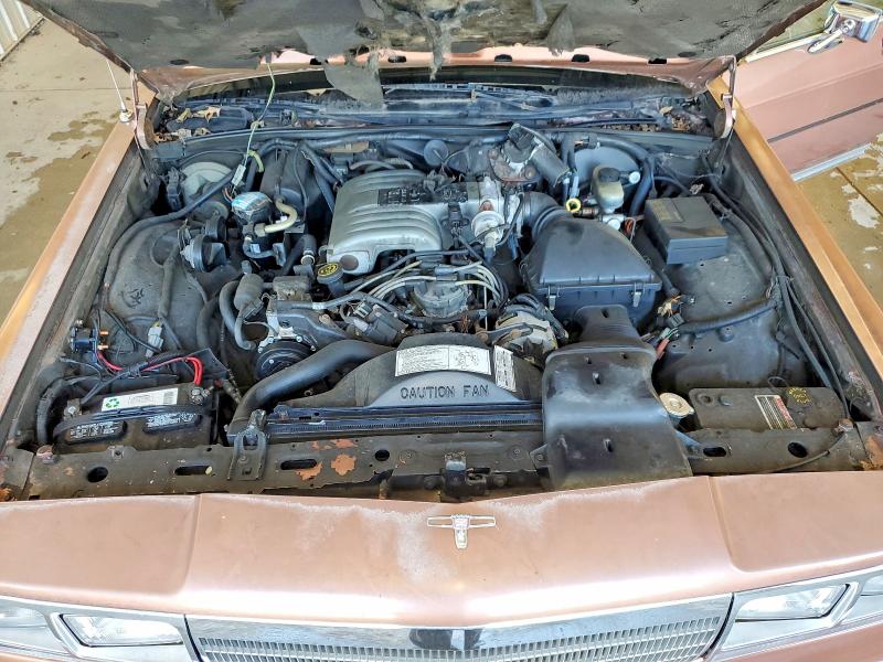 1991 Ford Crown Victoria მანქანა იყიდება აუქციონზე, vin: 2FACP73F6MX107052, აუქციონის ნომერი: 68106386