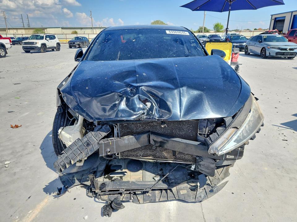 2020 Hyundai Elantra მანქანა იყიდება აუქციონზე, vin: KMHD74LF9LU013567, აუქციონის ნომერი: 69969646