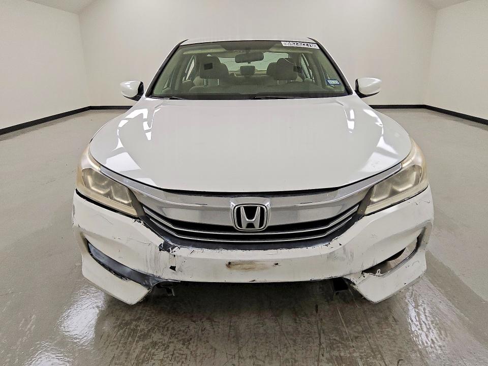 Auction sale of the 2016 Honda Accord, vin: 1HGCR2F34GA246460, lot number: 68232276
