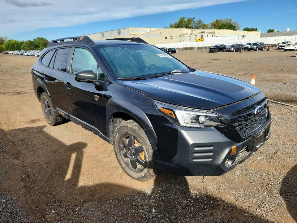 69330676 :رقم المزاد ، 4S4BTGUD6P3200763 vin ، 2023 Subaru Outback مزاد بيع