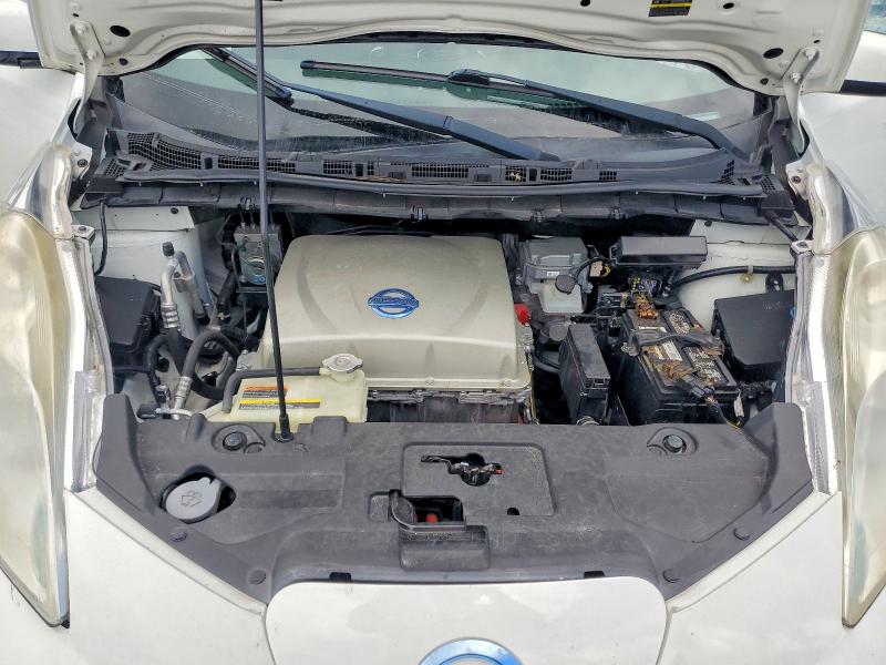 2015 Nissan Leaf მანქანა იყიდება აუქციონზე, vin: 1N4AZ0CPXFC309099, აუქციონის ნომერი: 70123396