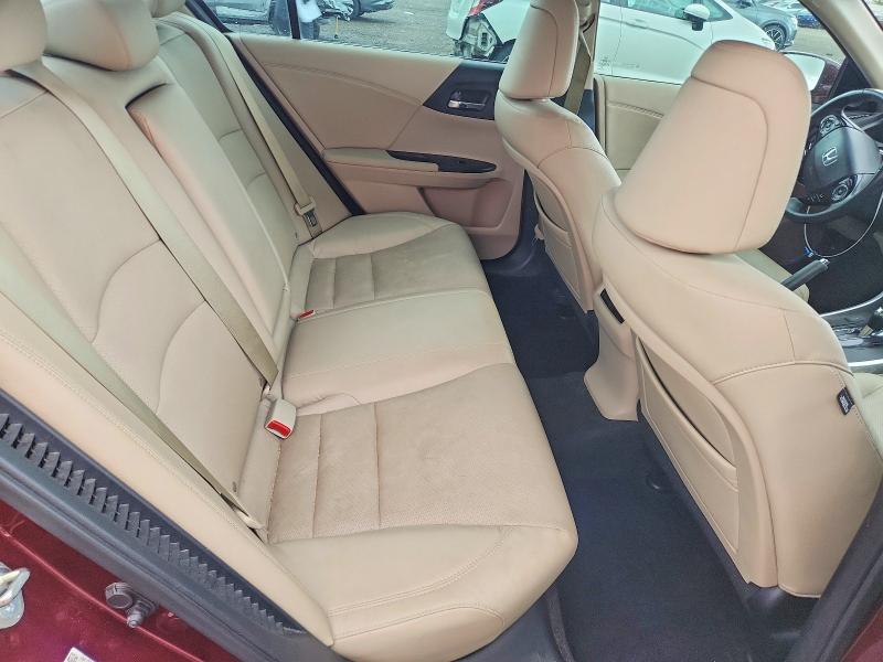 Продажа на аукционе авто 2014 Honda Accord, vin: 1HGCR6F53EA010615, номер лота: 70120246