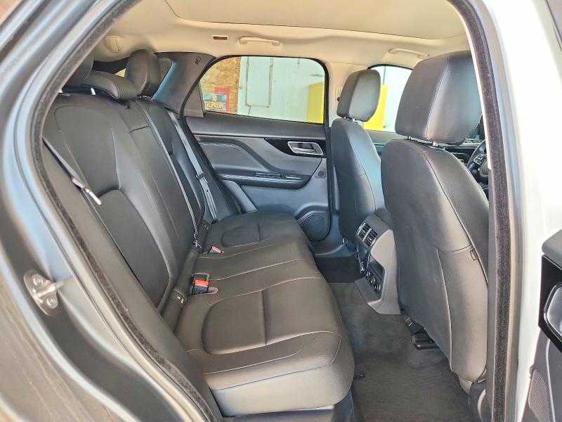 69398636 :رقم المزاد ، SADCJ2BN9HA094226 vin ، 2017 Jaguar F-pace مزاد بيع
