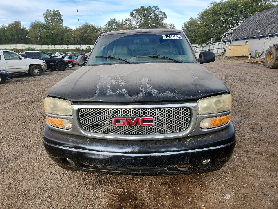 70511526 :رقم المزاد ، 1GKFK66U31J186134 vin ، 2001 Gmc Denali مزاد بيع
