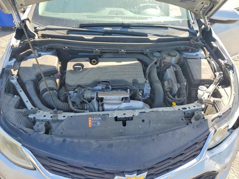 67821146 :رقم المزاد ، 1G1BC5SM4J7173504 vin ، 2018 Chevrolet Cruze مزاد بيع