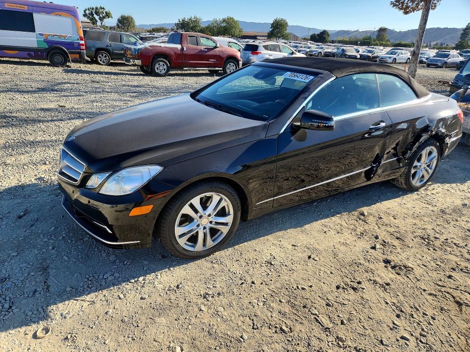 2011 Mercedes-benz E მანქანა იყიდება აუქციონზე, vin: WDDKK5GF0BF056875, აუქციონის ნომერი: 70564126