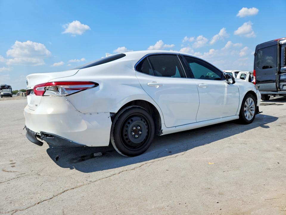 Продаж на аукціоні авто 2019 Toyota Camry, vin: 4T1B11HK8KU227199, номер лоту: 69652346