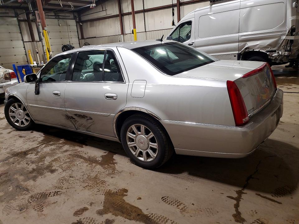 70986966 :رقم المزاد ، 1G6KD57Y48U126987 vin ، 2008 Cadillac Dts مزاد بيع