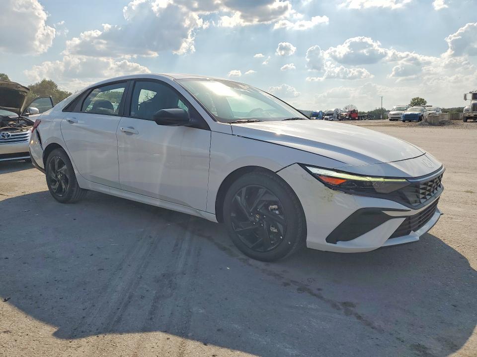 67601476 :رقم المزاد ، KMHLM4DG3TU231516 vin ، 2026 Hyundai Elantra مزاد بيع