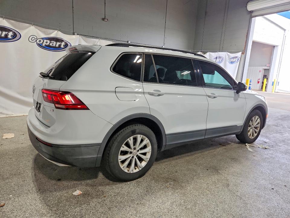 Продаж на аукціоні авто 2018 Volkswagen Tiguan, vin: 3VV1B7AX1JM104127, номер лоту: 67920066