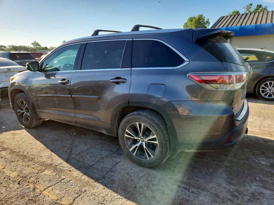 2016 Toyota Highlander მანქანა იყიდება აუქციონზე, vin: 5TDJKRFH9GS351593, აუქციონის ნომერი: 69195996
