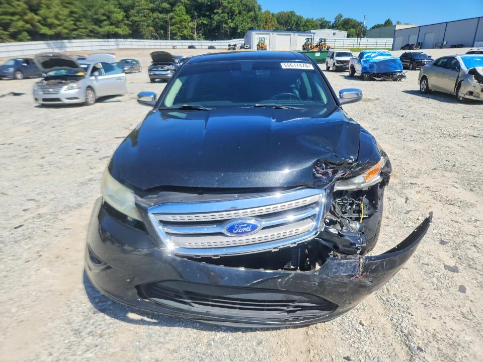 68647476 :رقم المزاد ، 1FAHP2FW3AG118791 vin ، 2010 Ford Taurus مزاد بيع