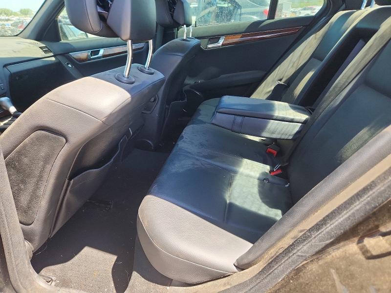 2010 Mercedes-benz C მანქანა იყიდება აუქციონზე, vin: WDDGF5EB2AR096026, აუქციონის ნომერი: 66245846