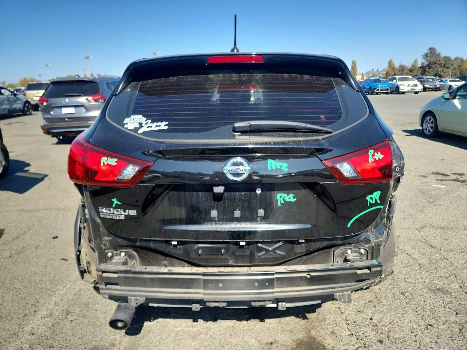 2018 Nissan Rogue Sport მანქანა იყიდება აუქციონზე, vin: JN1BJ1CP1JW190445, აუქციონის ნომერი: 69880116