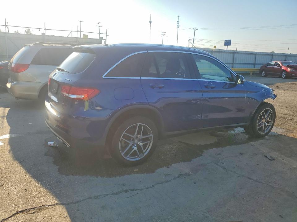 67327206 :رقم المزاد ، WDC0G4KB7HF117904 vin ، 2017 Mercedes-benz Glc مزاد بيع