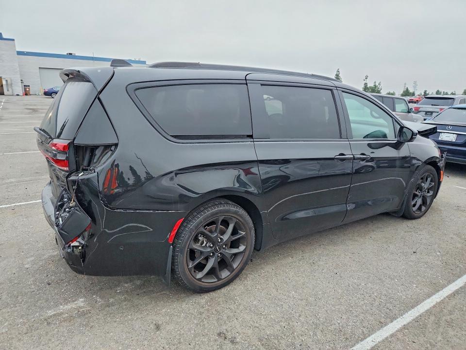 Продаж на аукціоні авто 2023 Chrysler Pacifica, vin: 2C4RC1GG7PR570861, номер лоту: 68849046