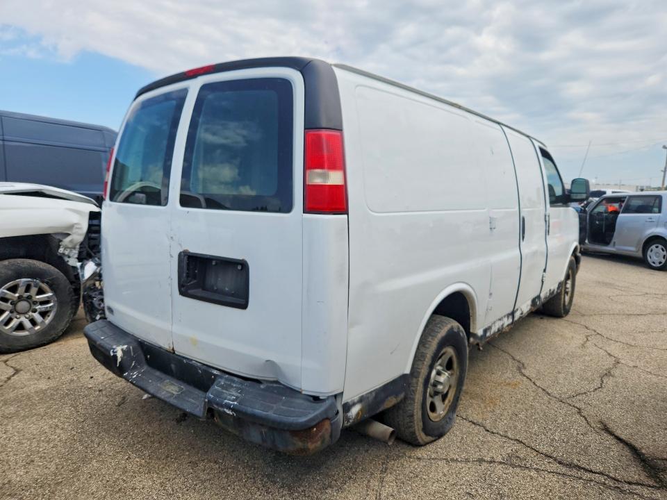 68396886 :رقم المزاد ، 1GCFG15X381140860 vin ، 2008 Chevrolet Express G1500 مزاد بيع