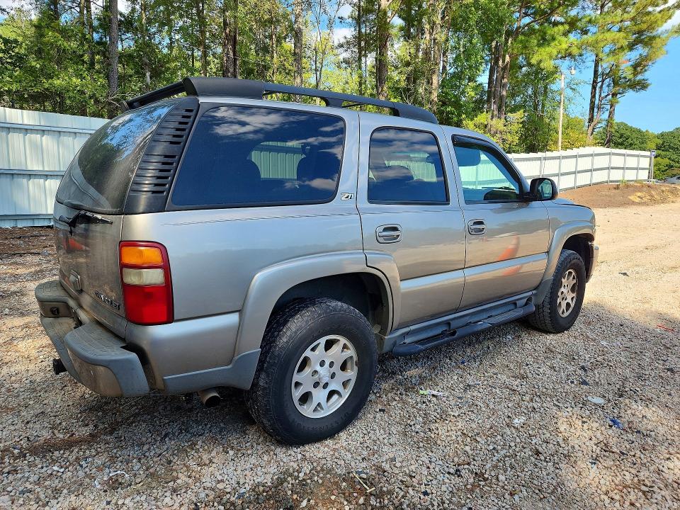 2003 Chevrolet Tahoe მანქანა იყიდება აუქციონზე, vin: 1GNEK13Z93R263403, აუქციონის ნომერი: 69224816