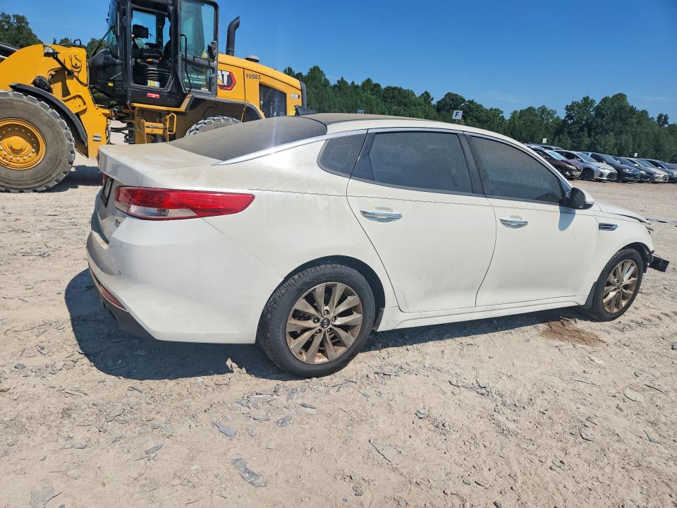 2016 Kia Optima მანქანა იყიდება აუქციონზე, vin: 5XXGU4L37GG056770, აუქციონის ნომერი: 67208036