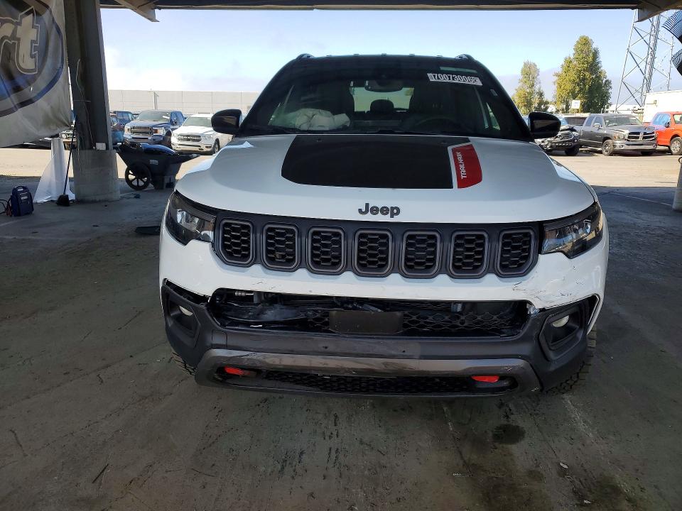 Продажа на аукционе авто 2025 Jeep Compass, vin: 3C4NJDDN6ST565794, номер лота: 70073006